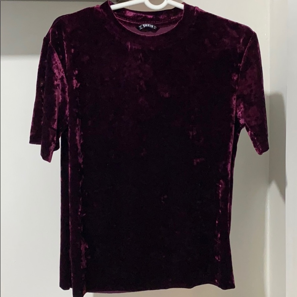 Res velvet t-shirt